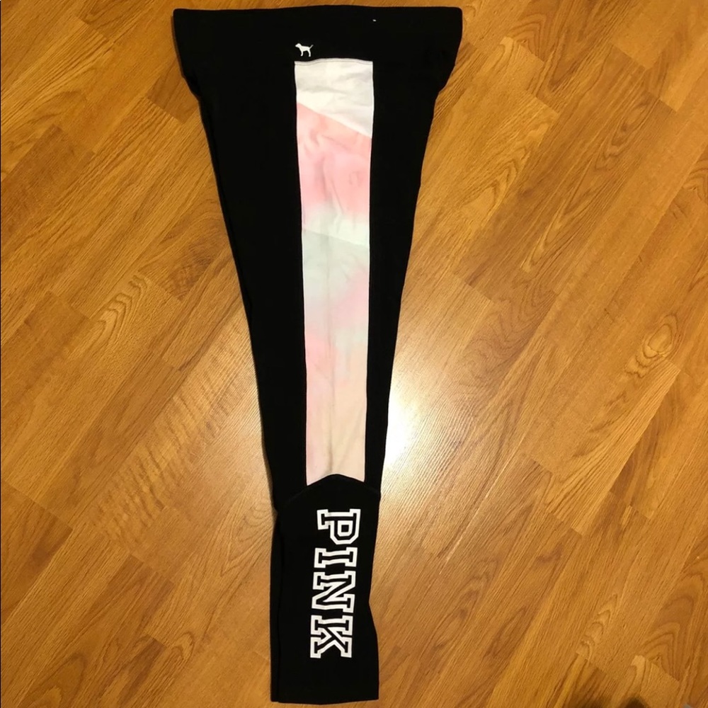 PINK yoga leggings